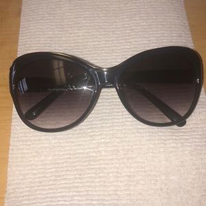 Kenneth Cole Gold Accent Sunglasses